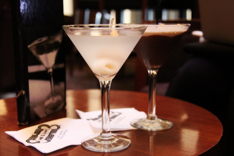 brasserie-CHATEAUVERT-min_martini_bar_lychee_chocolate_alcohol_liquor_happy_hour_happy-910161